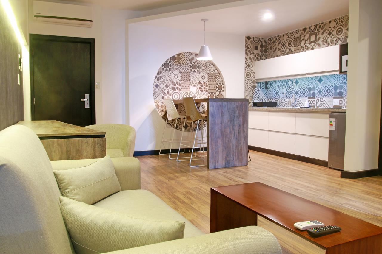 Urban Suites Apart Hotel 산타 크루즈 드 라 시에라 외부 사진
