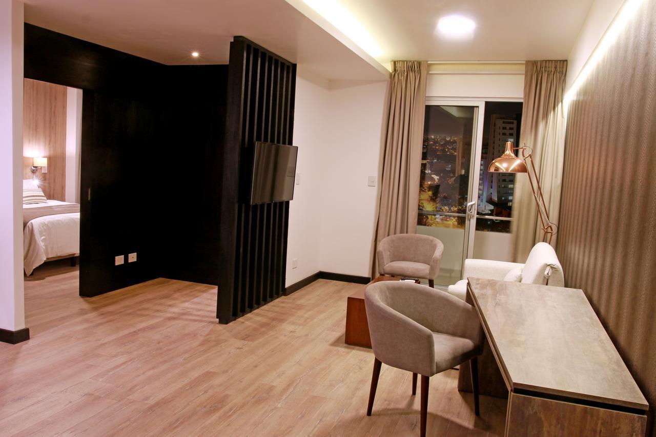 Urban Suites Apart Hotel 산타 크루즈 드 라 시에라 외부 사진