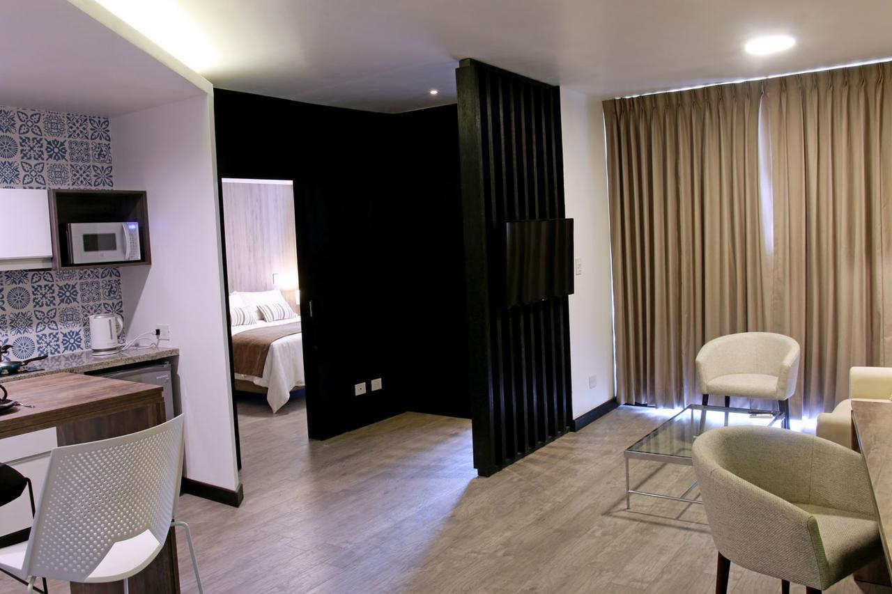 Urban Suites Apart Hotel 산타 크루즈 드 라 시에라 외부 사진